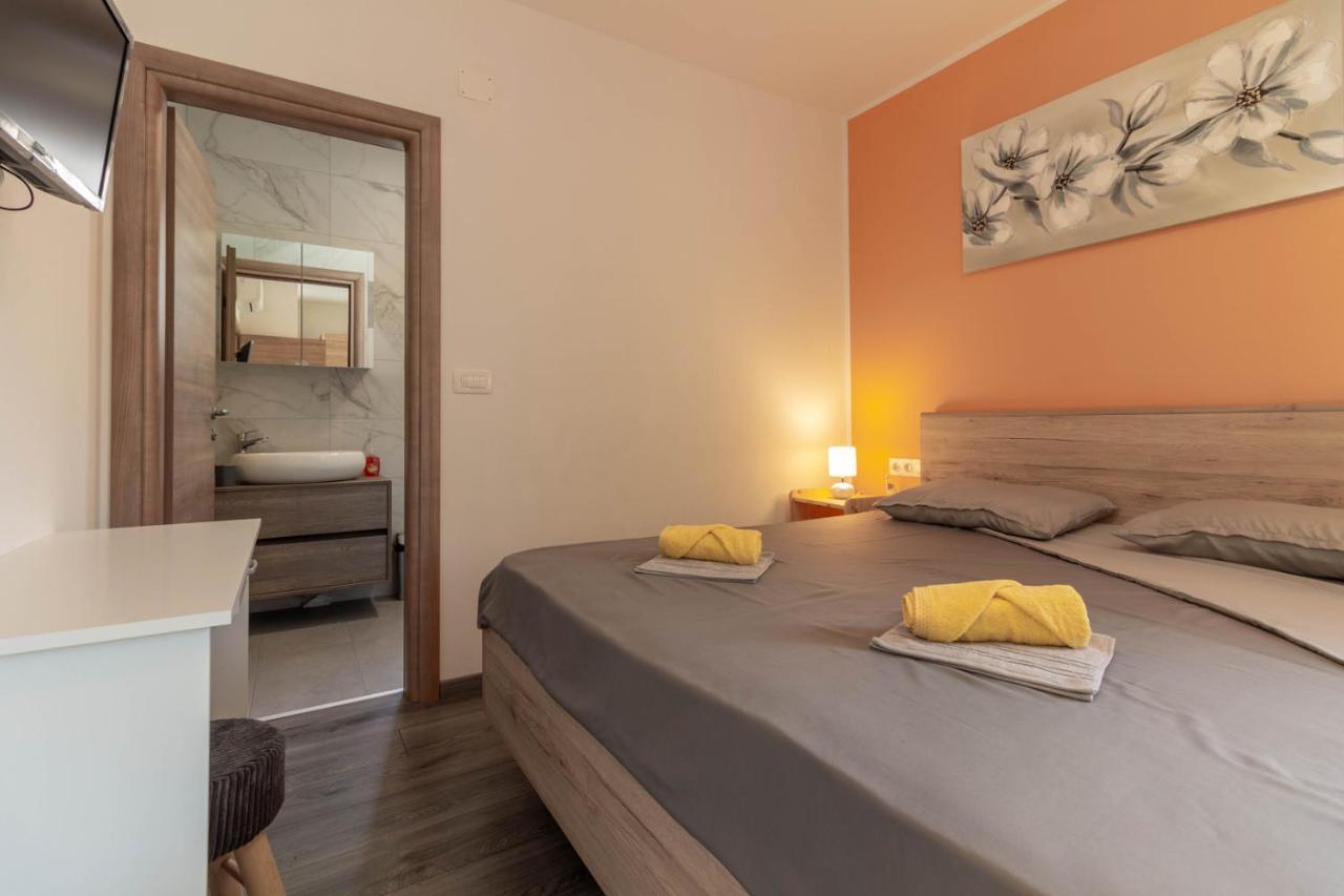Modern Villa Eve In Medulin With Pool Near The Beach 외부 사진